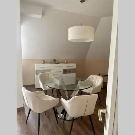 Apartment Hetzner Home Schoene Helle Wohnung In Gunzenhausen *